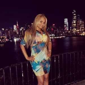 Meet your Posher, Yari7